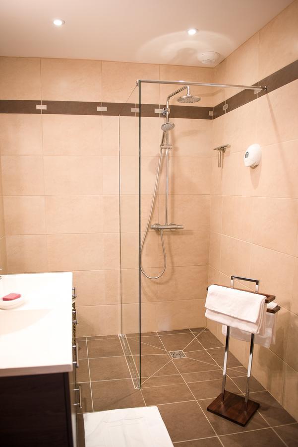 B&B Le Clos Du Phare - En Campagne Saint-Samson-de-la-Roque Bagian luar foto